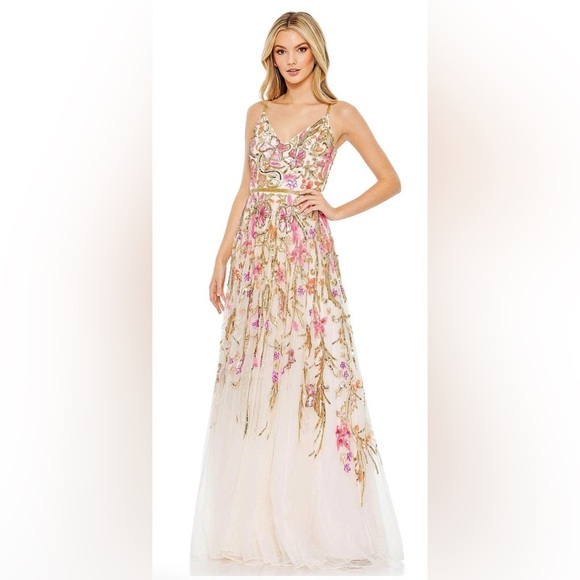 Mac Duggal Sequin Beaded Gown – Size 8 – Oyster Multi – NWT - Picture 1 of 9